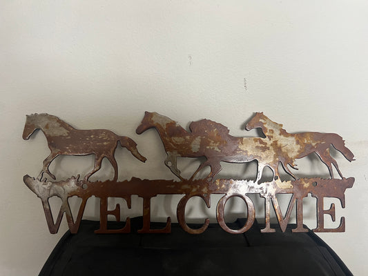 Welcome horses